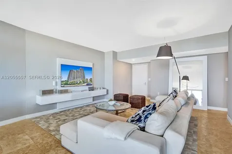 400 Alton Road Miami Beach FL 33139