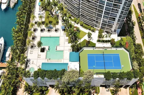 400 Alton Road Miami Beach FL 33139