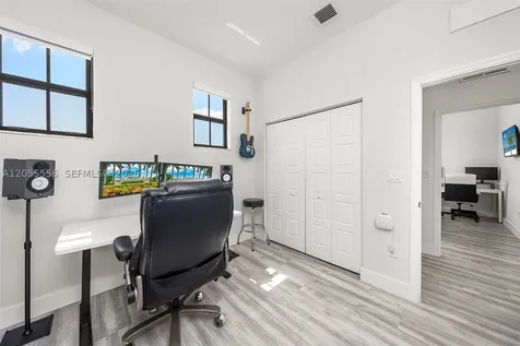 19308 NE 8th Court Miami FL 33179