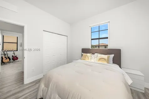 19308 NE 8th Court Miami FL 33179