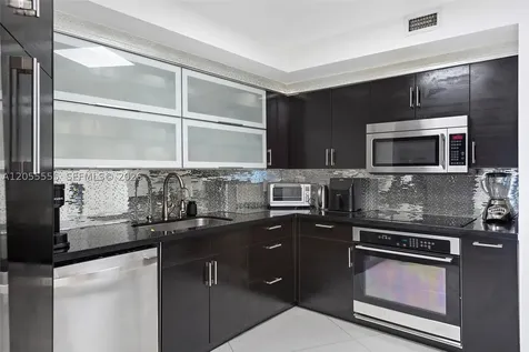 5151 Collins Avenue Miami Beach FL 33140