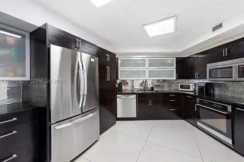 5151 Collins Avenue Miami Beach FL 33140
