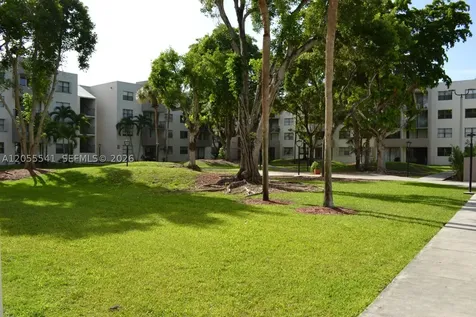 8004 SW 149th Avenue Miami FL 33193