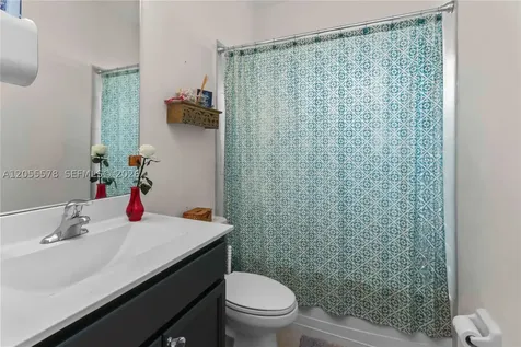 3124 SE 2nd Drive Homestead FL 33033