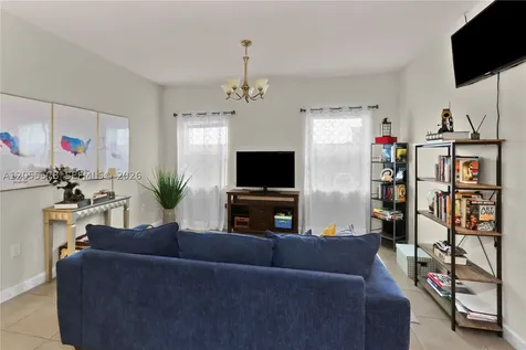 3124 SE 2nd Drive Homestead FL 33033