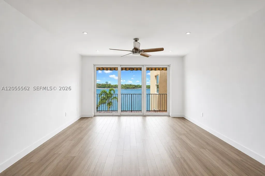 4234 N Ocean Drive Hollywood FL 33019