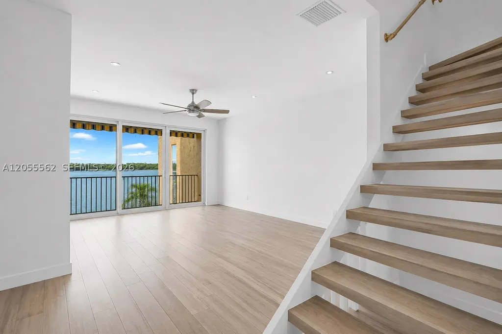 4234 N Ocean Drive Hollywood FL 33019