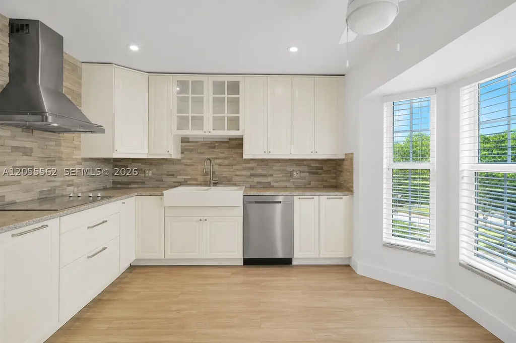 4234 N Ocean Drive Hollywood FL 33019