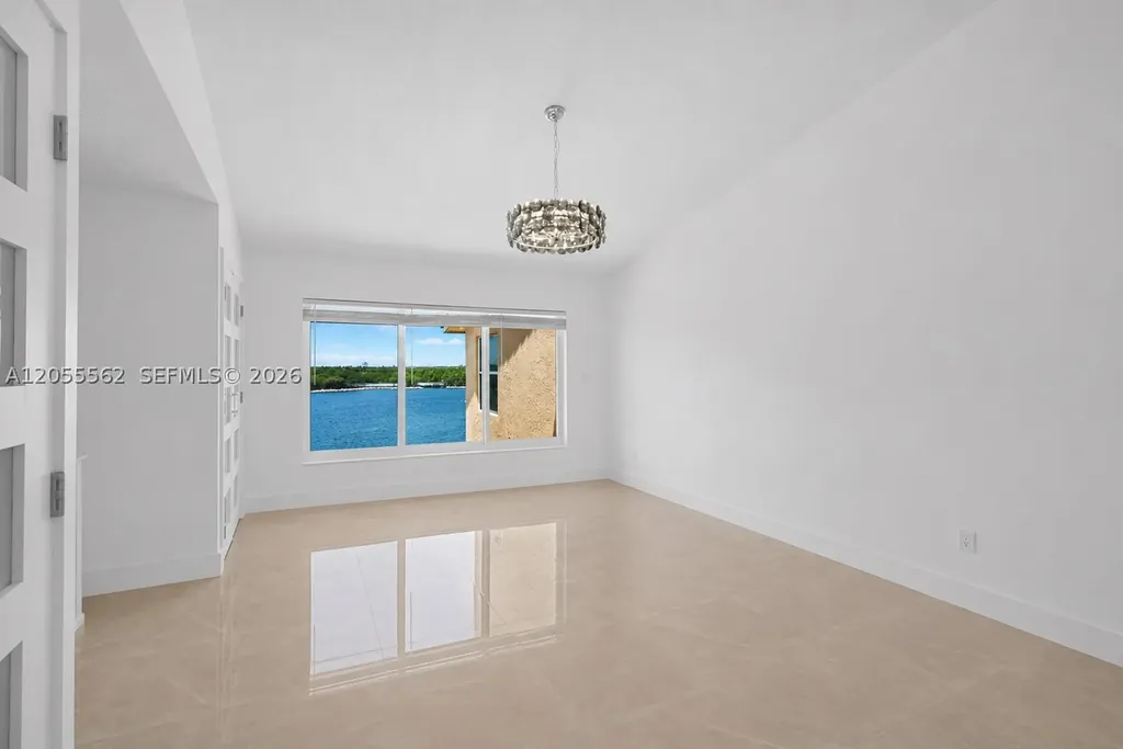 4234 N Ocean Drive Hollywood FL 33019