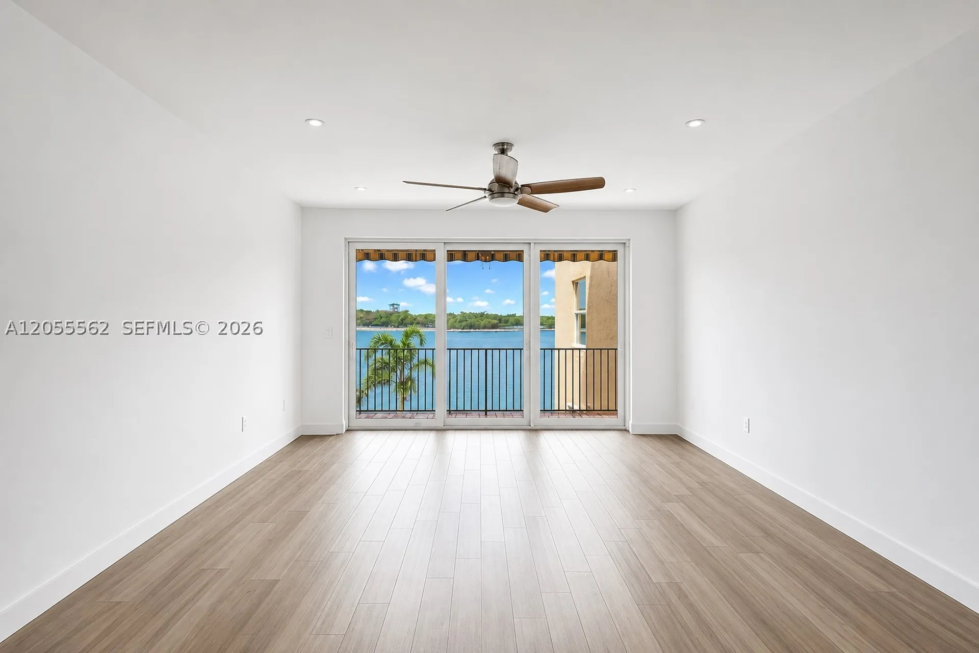 4234 N Ocean Drive Hollywood FL 33019