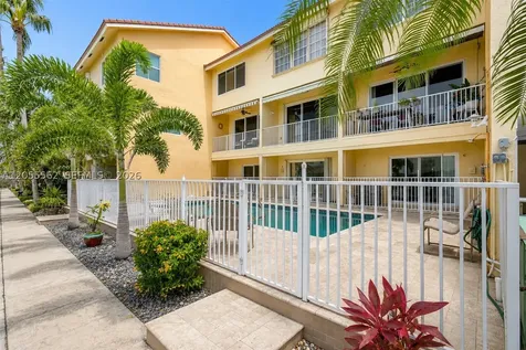 4234 N Ocean Drive Hollywood FL 33019