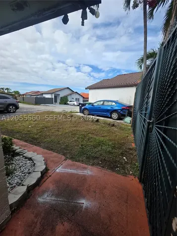 714 SW 99th Ct Circle Miami FL 33174