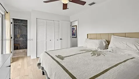 320 SE 26 Terrace Cape Coral FL 33034