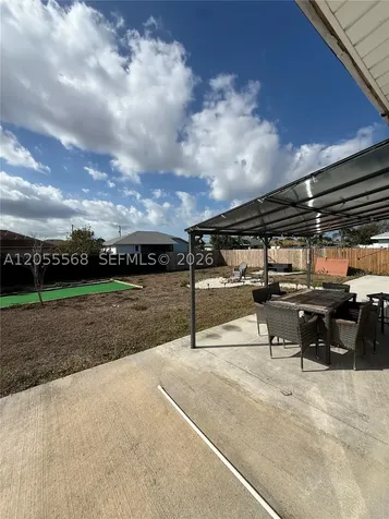 320 SE 26 Terrace Cape Coral FL 33034