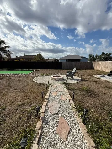 320 SE 26 Terrace Cape Coral FL 33034