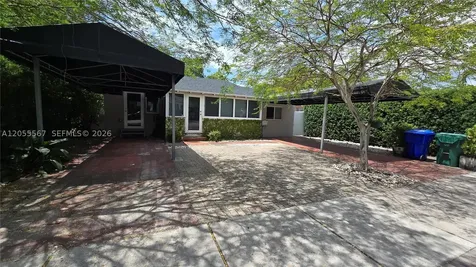 2000 SW 25th Street Miami FL 33133