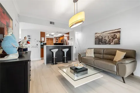 7282 Jacaranda Lane Miami Lakes FL 33014