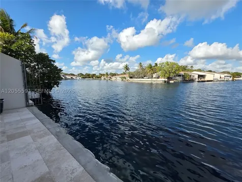 7282 Jacaranda Lane Miami Lakes FL 33014