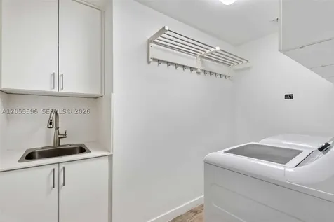 650 NE 32nd Street Miami FL 33137