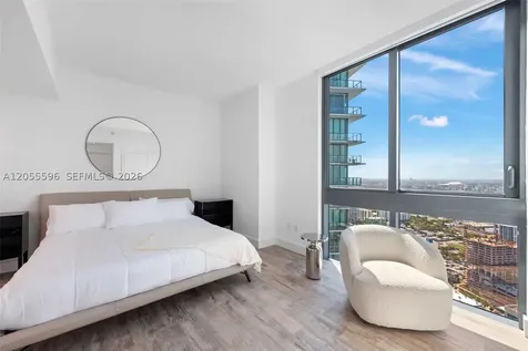 650 NE 32nd Street Miami FL 33137