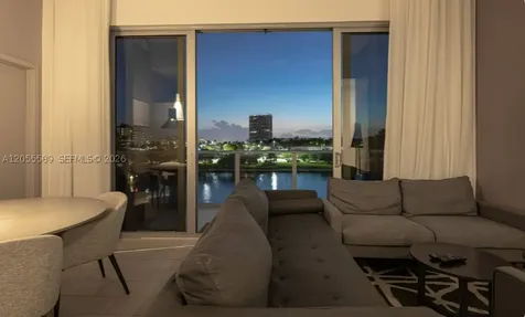 4010 S Ocean Drive Hollywood FL 33019