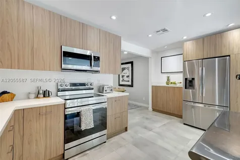 1581 NE 131 Road North Miami FL 33161
