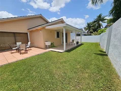 8727 NW 150th Terrace Miami Lakes FL 33018