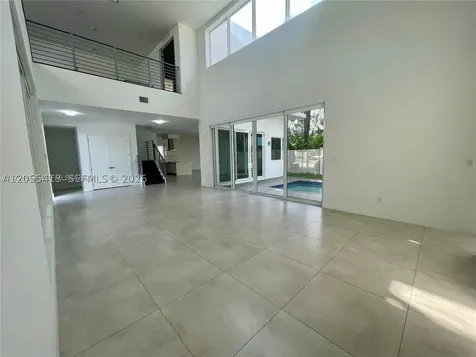 10250 NW 74th Terrace Doral FL 33178