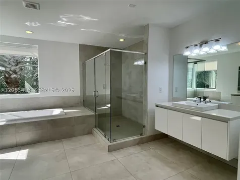 10250 NW 74th Terrace Doral FL 33178