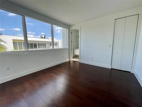 10250 NW 74th Terrace Doral FL 33178
