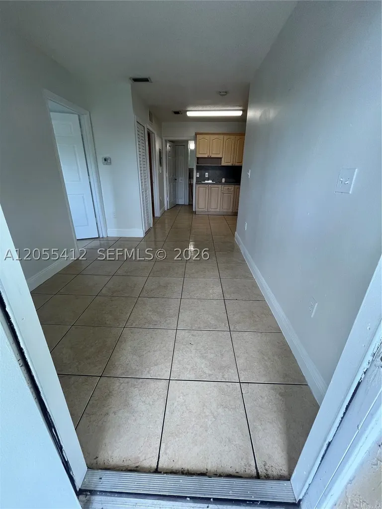 2185 NW 16th Terrace Miami FL 33125