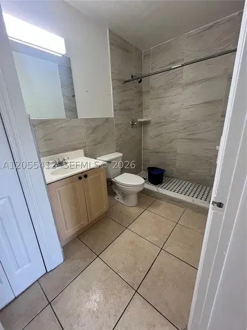 2185 NW 16th Terrace Miami FL 33125