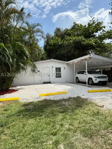 2580 NE 182nd Terrace North Miami Beach FL 33160