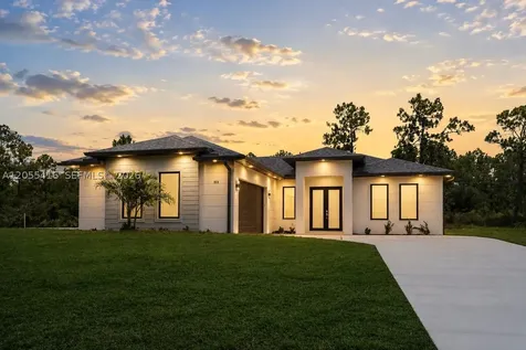 8418 Sun N Lakes Boulevard Sebring FL 33872