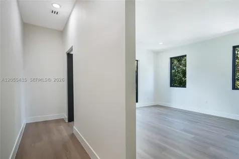 283 NW 52nd Street Miami FL 33127