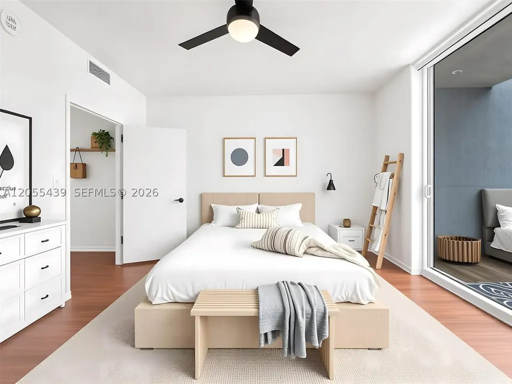 253 NE 2nd Street Miami FL 33132