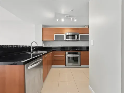 253 NE 2nd Street Miami FL 33132