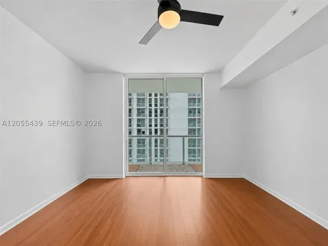 253 NE 2nd Street Miami FL 33132