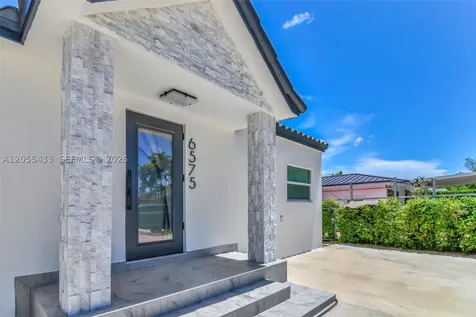 6575 SW 39th Terrace Miami FL 33155