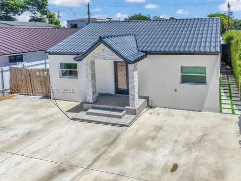 6575 SW 39th Terrace Miami FL 33155