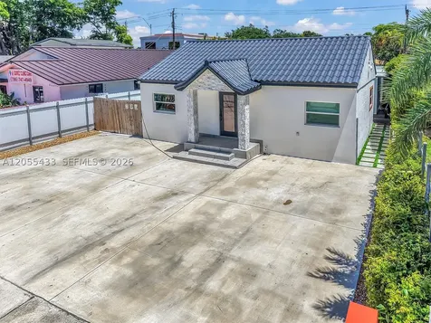 6575 SW 39th Terrace Miami FL 33155