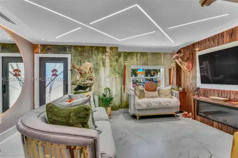 6575 SW 39th Terrace Miami FL 33155