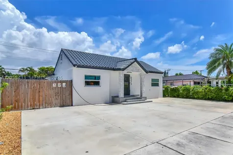 6575 SW 39th Terrace Miami FL 33155