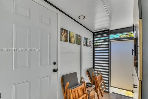 6575 SW 39th Terrace Miami FL 33155