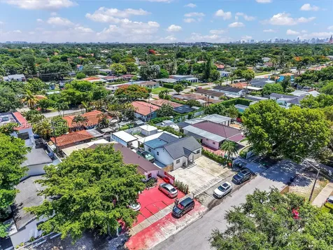 6575 SW 39th Terrace Miami FL 33155