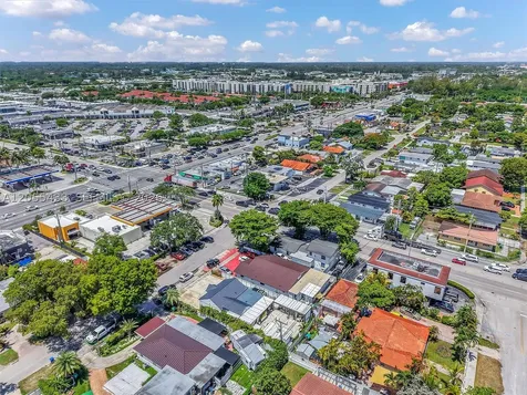 6575 SW 39th Terrace Miami FL 33155