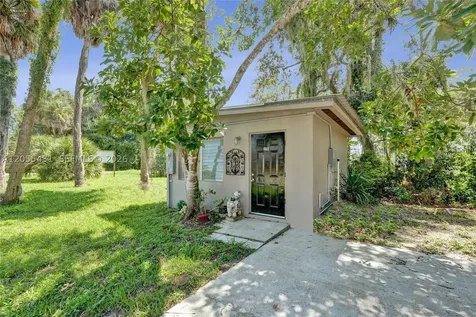 1069 Marina Ln & Cramer Lane Moore Haven FL 33741