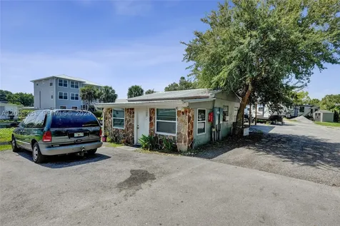 1069 Marina Ln & Cramer Lane Moore Haven FL 33741