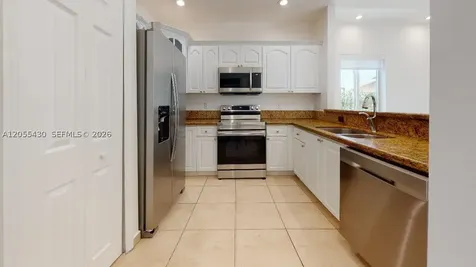 323 SW 36ave Miami FL 33135