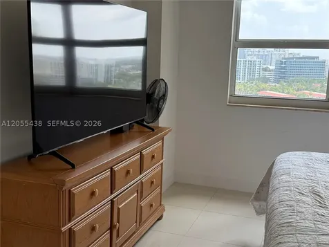 19501 W Country Club Drive Aventura FL 33180